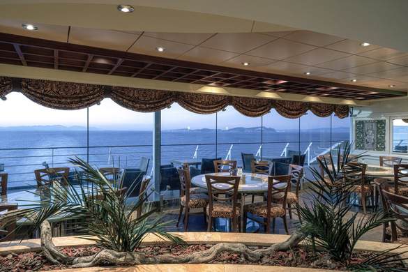 MSC Cruises MSC Orchestra 4 Seasons Buffet Restaurant 3 ©MSC Rights - Ivan Sarfatti.jpg